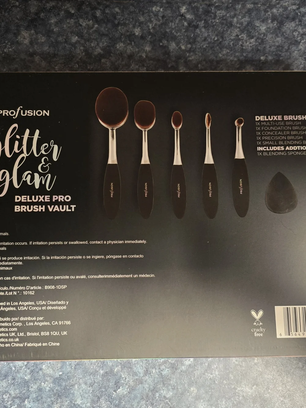 WHOLESALE: Profusion Pro Brush Vault with 6 Sets Glitter & Glam Style Brushes